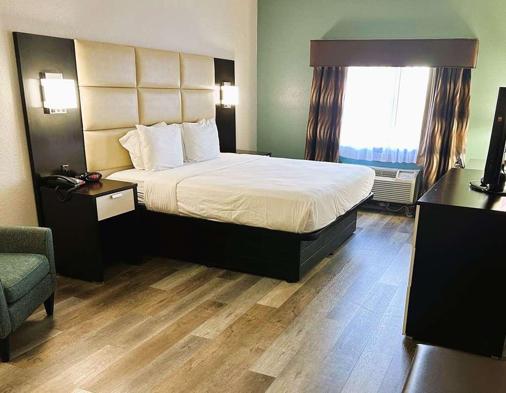 Best Western Plus Jfk Inn & Suites North Little Rock Room photo