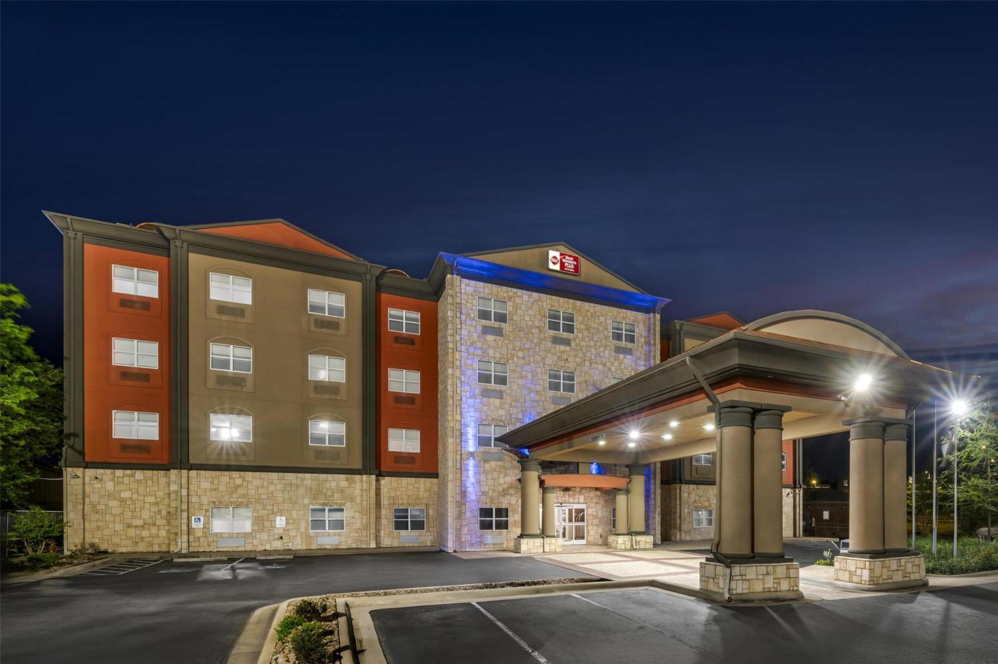 Best Western Plus Jfk Inn & Suites North Little Rock Exterior photo